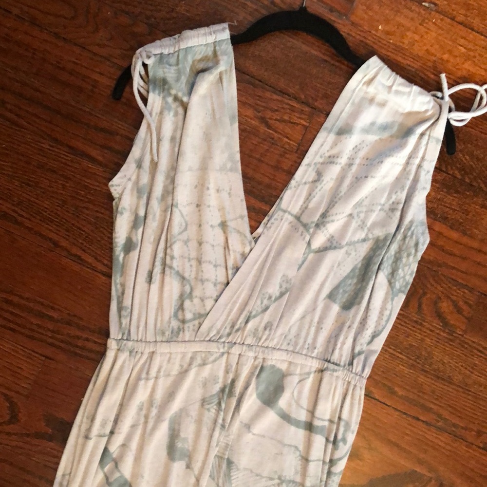 Gray cotton maxi dress with ties on the shoulder